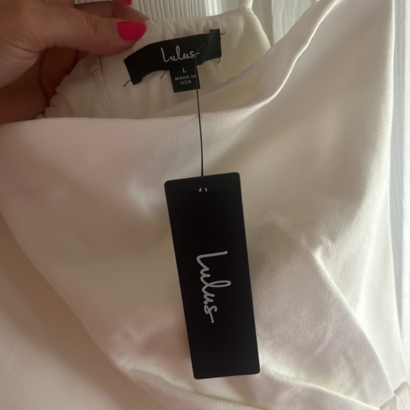 NWT Lulu’s Drinks On Me White Sleeveless Pleated Bodycon Dress - Picture 9 of 10